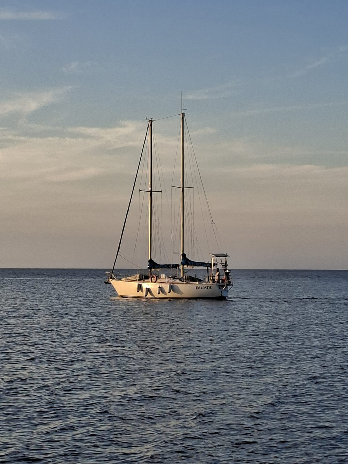 BIN BEL II anchored at sunset in the Salento sea